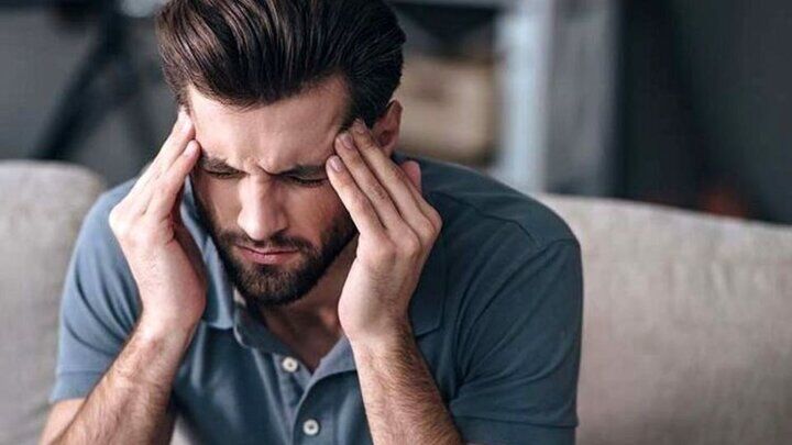 چگونه دمای بدن را کاهش دهیم؟ + کاهش و درمان تب با چند ترفند ساده