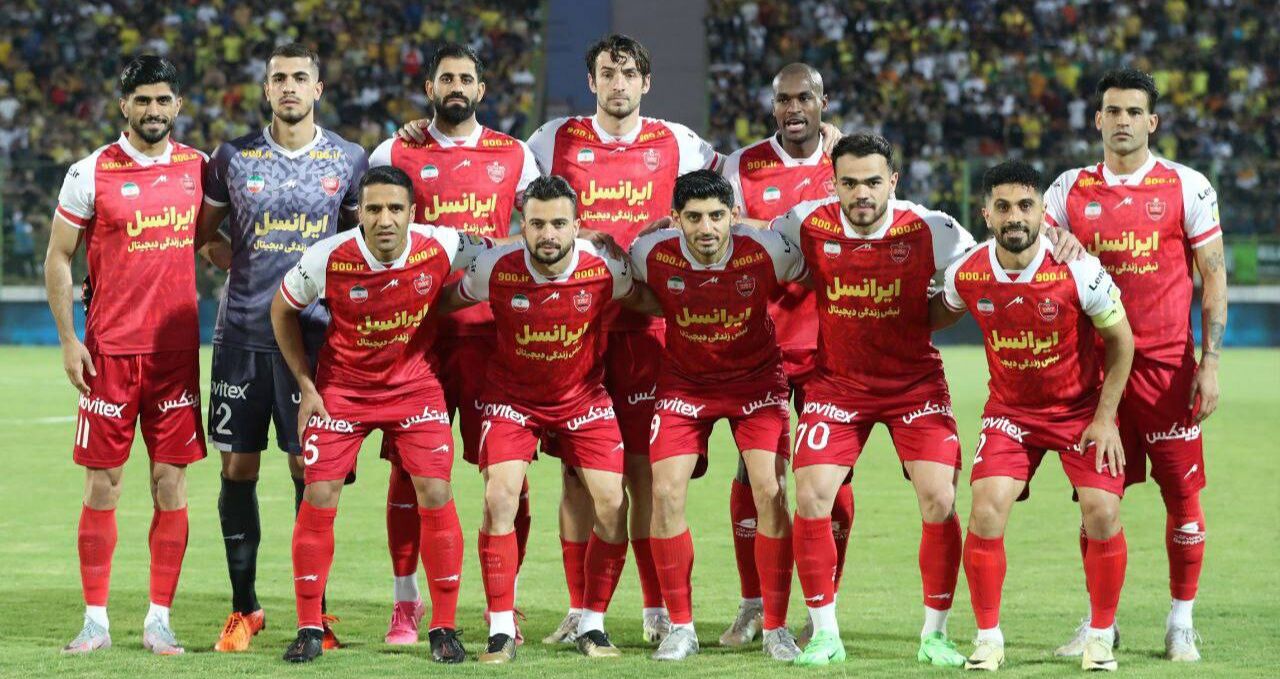 کارشناسی‌های داوری خنده‌دار است!/ناظر بازی پرسپولیس به من گفت داور سرتان را برید