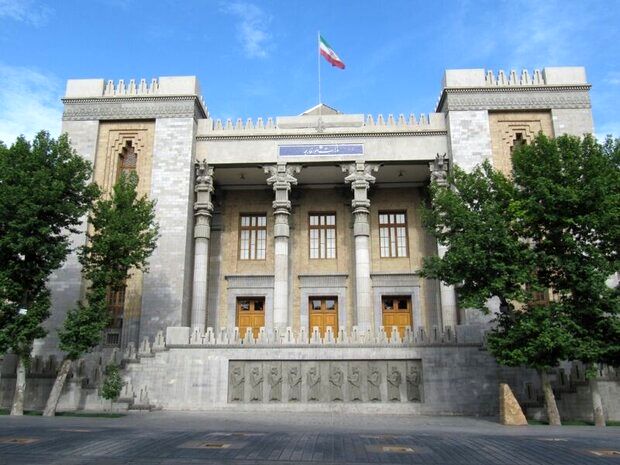   احضار سفیر انگلیس به وزارت امور خارجه