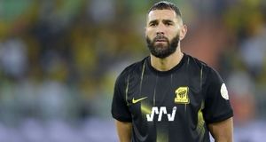 مدافع الاتحاد برای بنزما کری خوانی کرد