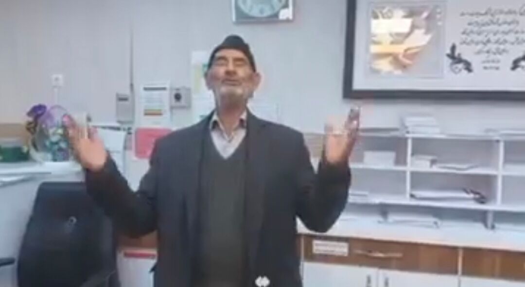 پیرمرد ۷۸ ساله ایرانی صاحب فرزند شد / ذوق زدگی پیرمرد سوژه شد + عکس فیلم