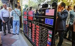 فرار خریداران از بازار دلار!