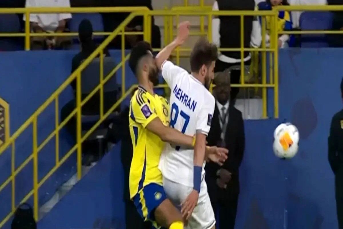 وساطت رونالدو برای بازیکن استقلال!