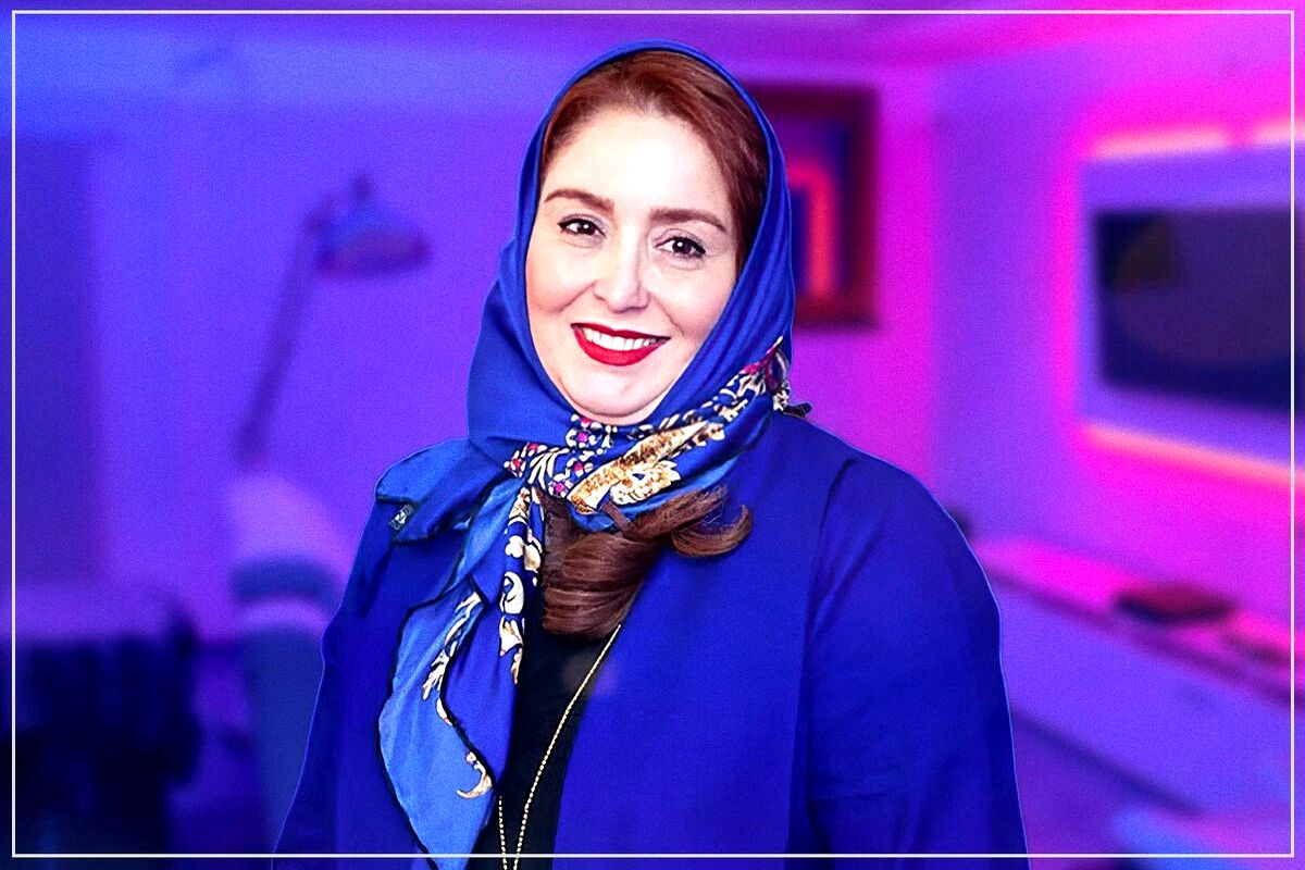 سلفی ژاله صامتی در شب یلدا جلب توجه کرد