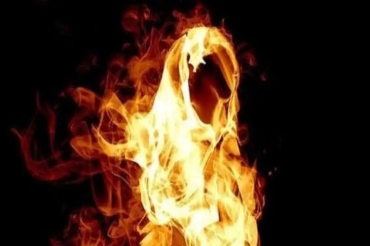 مرد سنگدل زنش را در مقابل چشمان دختر 12 ساله شان آتش زد