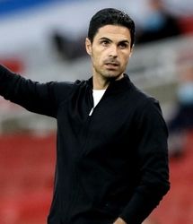 میکل آرتتا:مهم نیست مربی حریف دست نداد!از برد خوشحالم