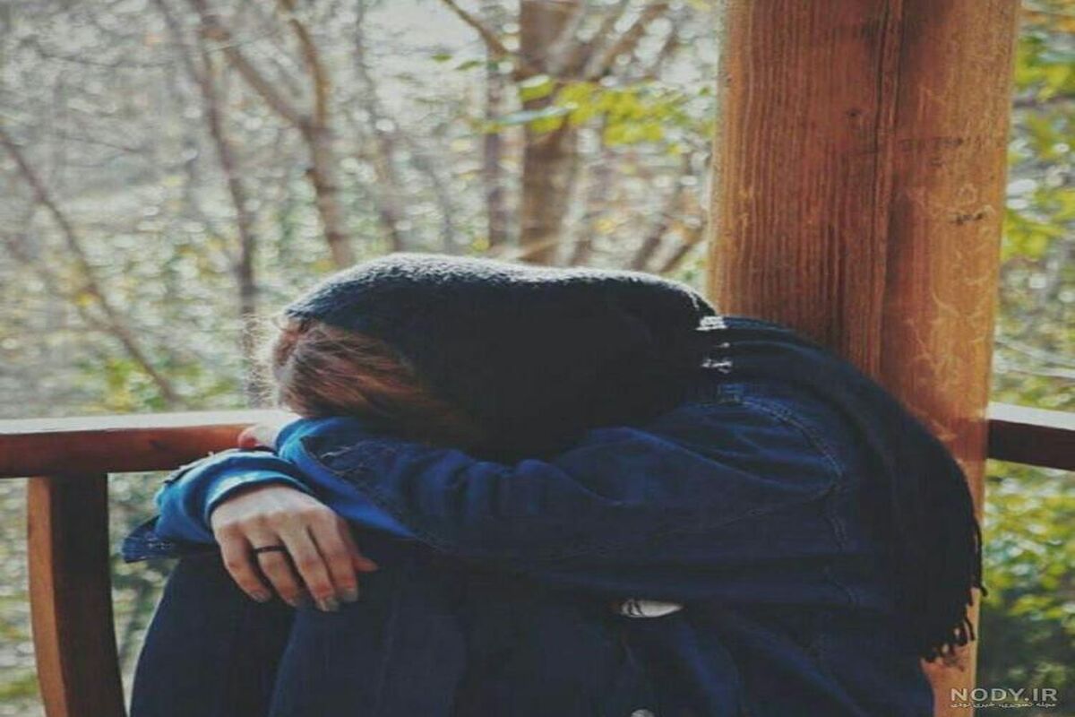 اگر خواسته هایش را انجام نمیدادم آبرویم را پیش همسرم میبرد...