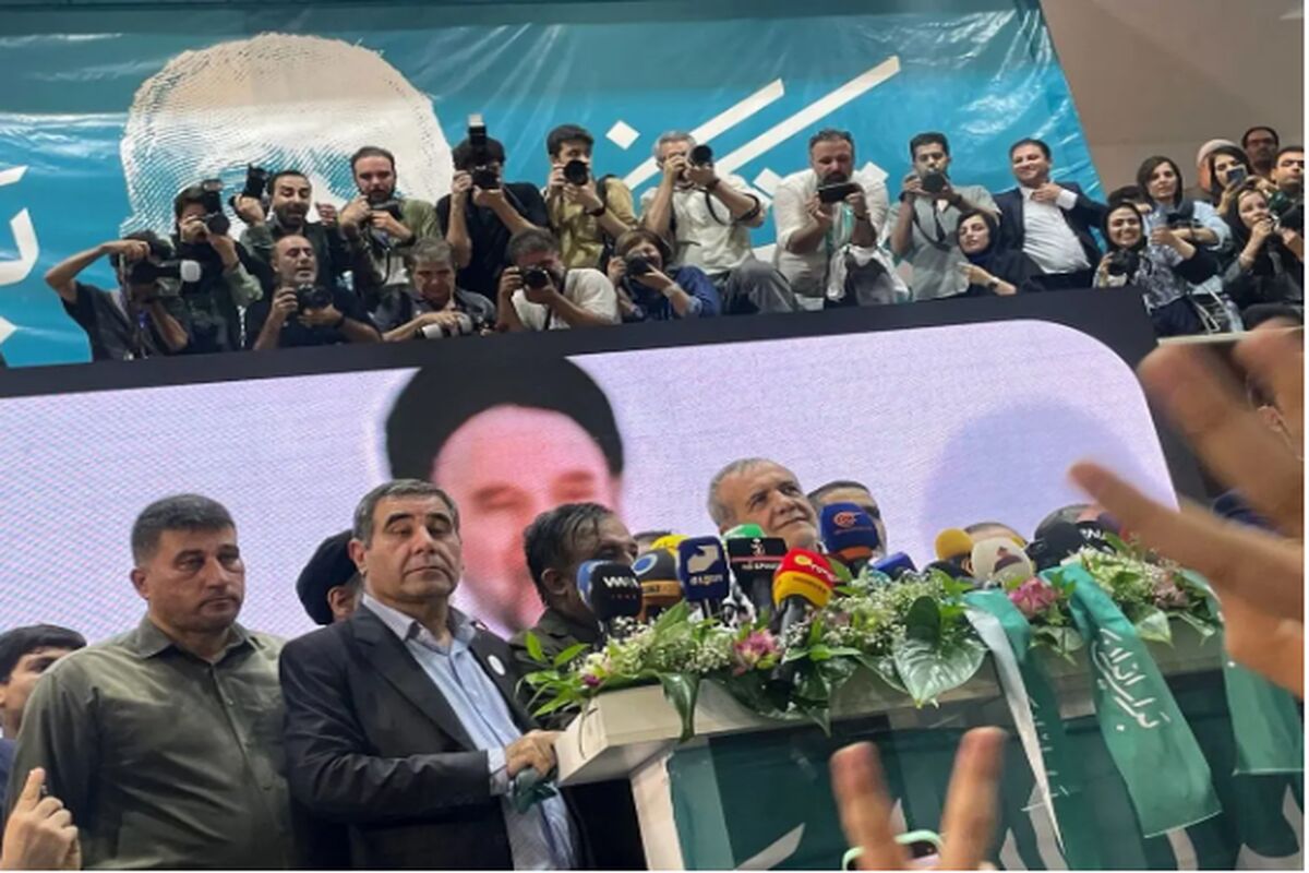  مسعود پزشکیان امروز راهی استان کرمانشاه شد/ تصویر