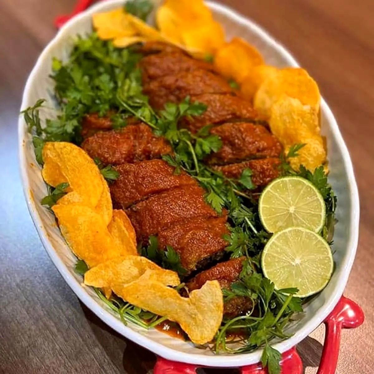 طرز تهیه رولت مرغ مجلسی؛ یک غذای شیک و خوشمزه