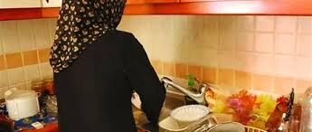 کدام دسته از زنان خانوار بیمه میشوند؟