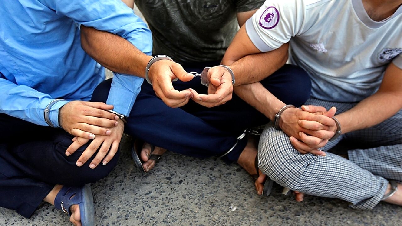 اقدام شیطانی سه پسر عمو با دو دختر 17ساله/ مبین حین تعرض از ما فیلم میگرفت
