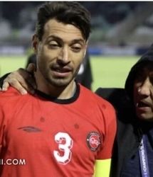 ماجرای درگیری لفظی خداداد و شجاع وسط بازی!