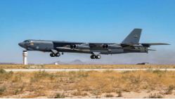 ورود B-52 های آمریکا به خاورمیانه