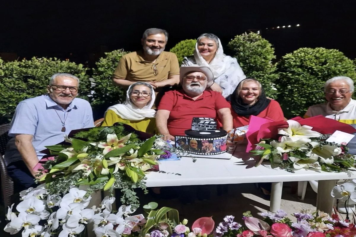جشن تولد ۶۵ سالگی اکبر عبدی با حضور سینماگران/ عکس