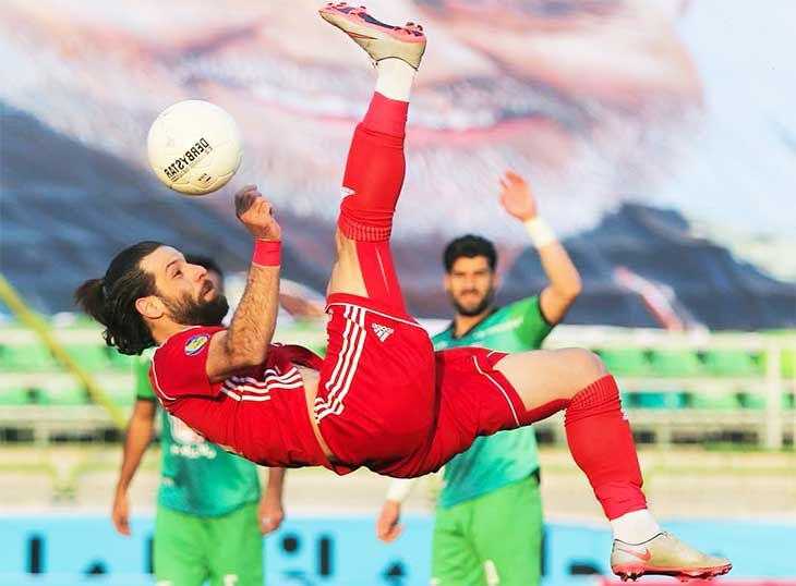 ستاره، زهرش را به پرسپولیس ریخت!