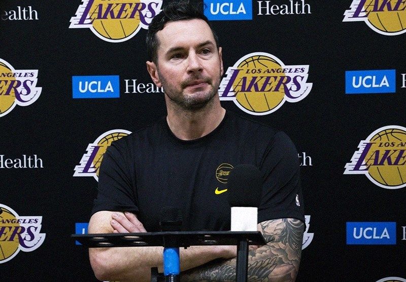 خانه سرمربی تیم بسکتبال لیکرز در آتش سوخت

