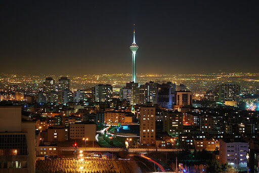 تهران یکشنبه 14 مرداد 1403 تعطیل شد ؟