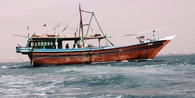 سه فروند شناور در خلیج فارس توقیف شدند
