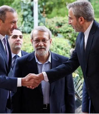 لاریجانی با ترامپ تماس گرفت؟