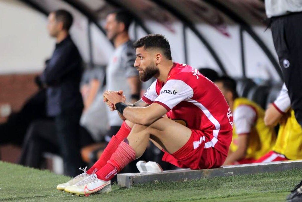 خانه نشینی یک‌ ماهه میلاد سرلک