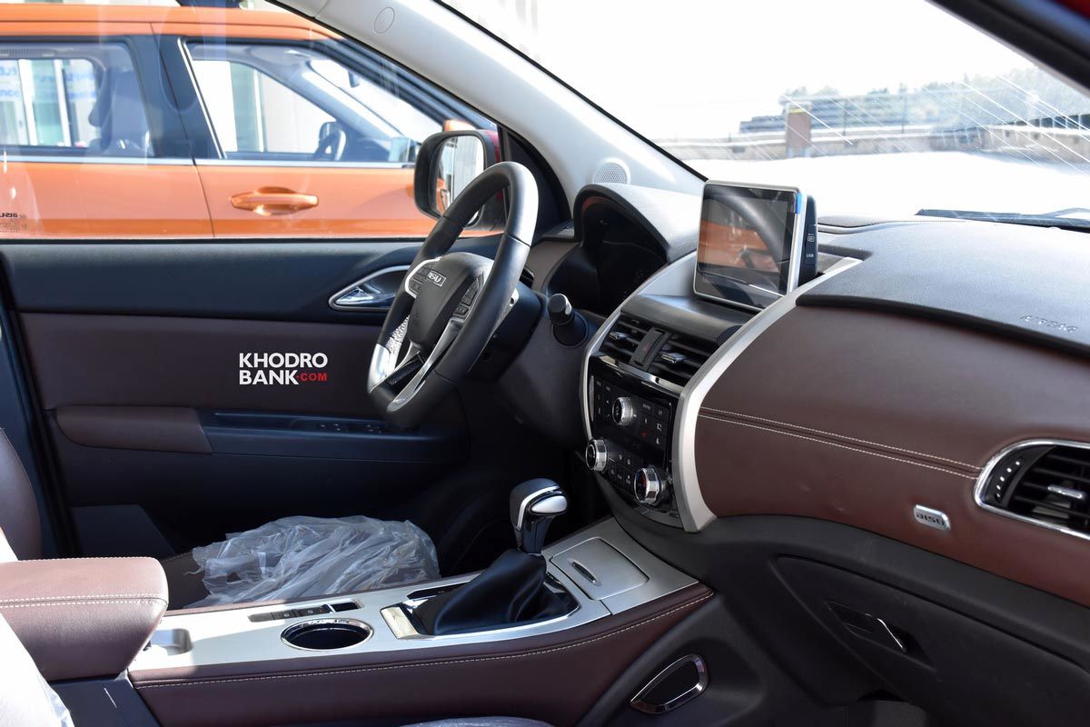 تولید یک خودرو در ایران متوقف شد!+ عکس