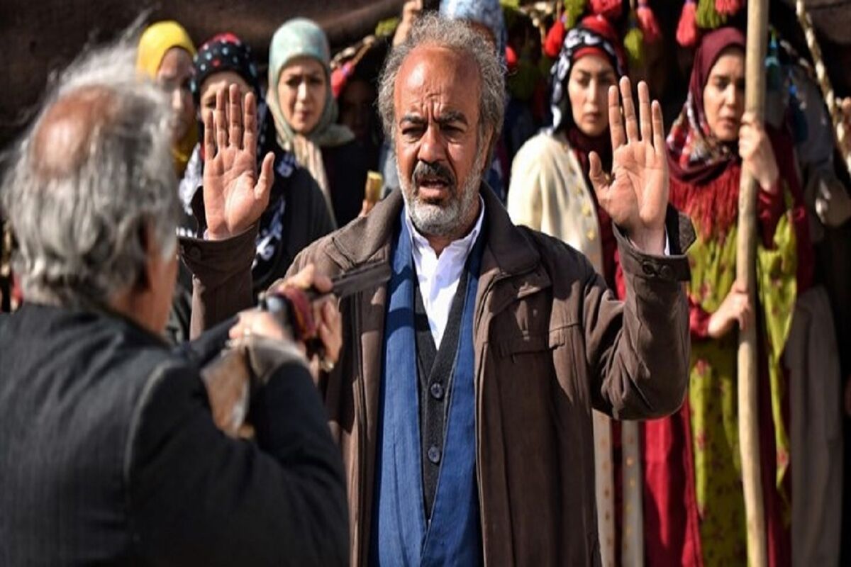 چهره متفاوت شیرین سریال نون خ با تیپ بهاری و رنگارنگ