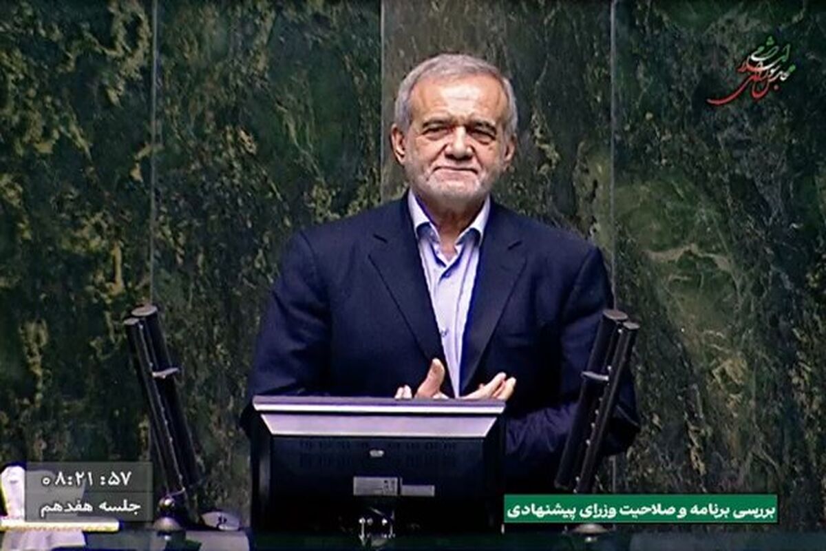 رئیس جمهور : مردم شاکی هستند؛ ما مقصریم، نه آمریکا/ من عیب دارم و معصوم نیستم